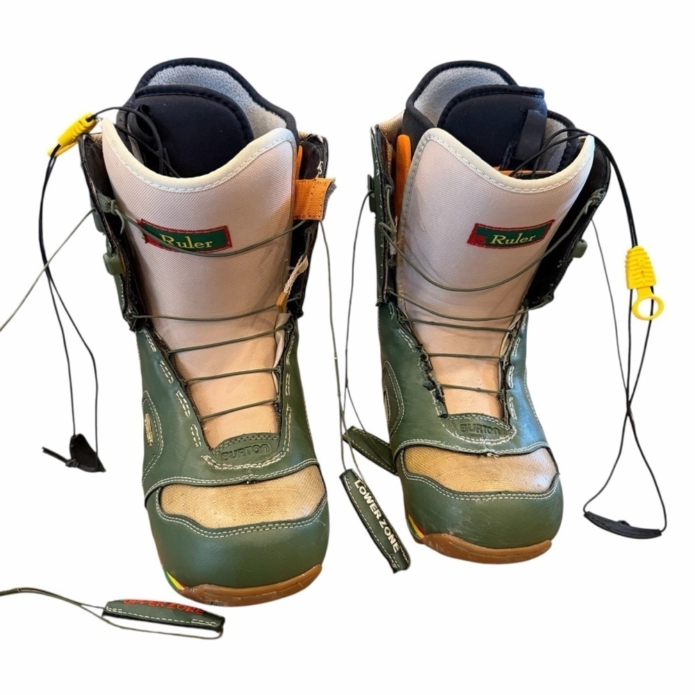 Burton Ruler Snowboard Boots in Green and Cream - Picture 1 of 10